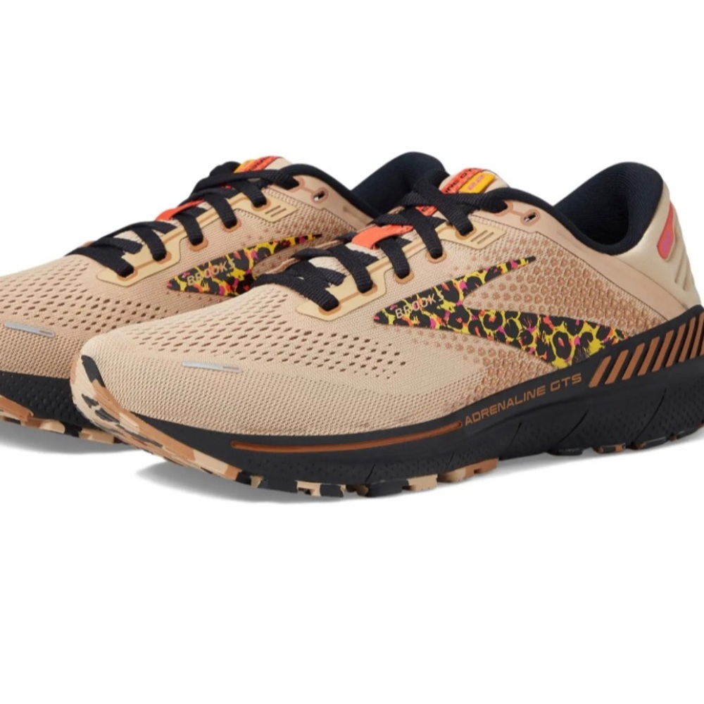 NIB Brooks Adrenaline GTS 22